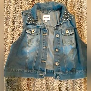 Cute Sleeveless Plus Size Jean Jacket
